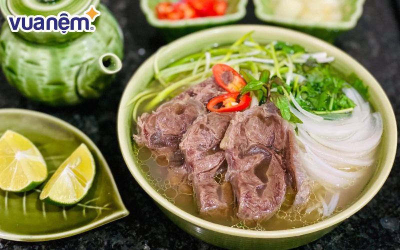 Phở - Món ăn sáng ở Sài Gòn đậm hương vị truyền thống