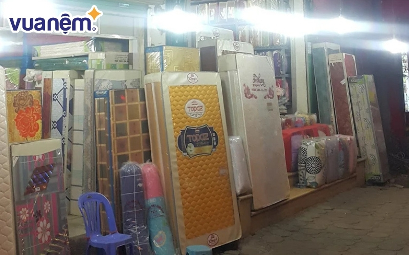 Cửa hàng chuyên bán nệm giá rẻ, chất lượng ổn