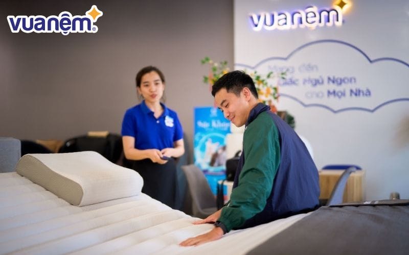 Quan tâm chính sách bảo hành và tư vấn bán hàng