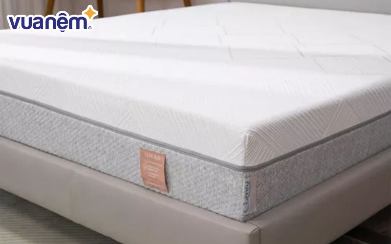 Nệm foam Comfy Lux 2.0 là sản phẩm được phát triển với công nghệ và nguyên liệu từ Mỹ