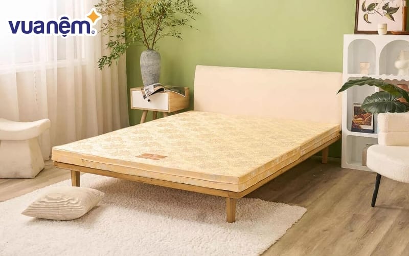 Nệm bông ép được làm sợi bông polyester cao cấp được ép chặt dưới nhiệt độ và áp suất cao