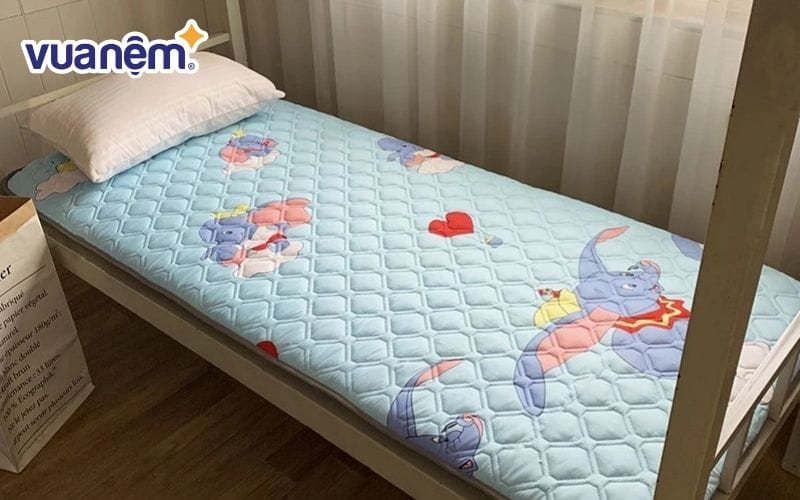 Nệm cao su 1mx2m phù hợp với phòng ngủ diện tích nhỏ