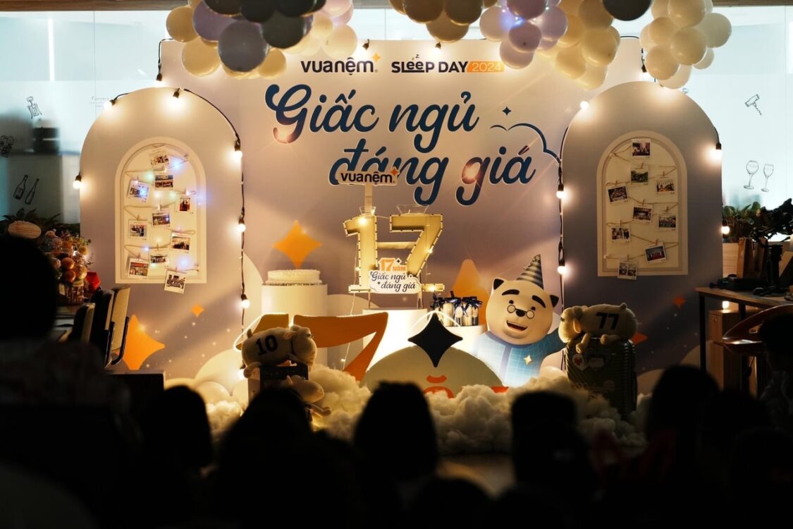 Vua Nệm mừng sinh nhật "17 Năm – Giấc ngủ Đáng giá"