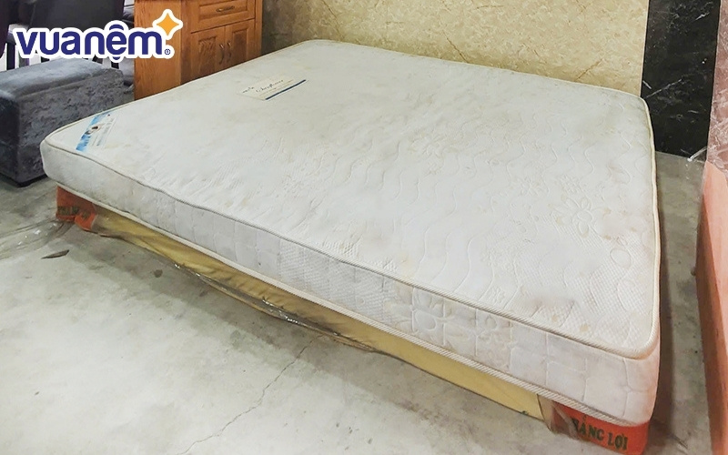 Cửa hàng Cao Gia cũng được nhiều người tin chọn mua nệm lò xo cũ tại Hà Nội