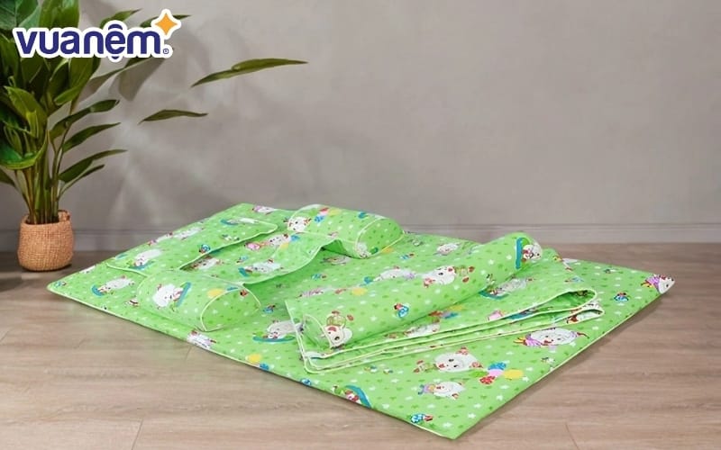 Nệm sử dụng chất liệu an toàn cho sức khỏe của bé