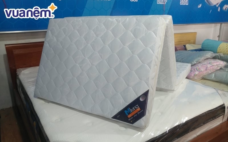 Nệm bông ép Liên Á có giá thành mềm mà lại chất lượng