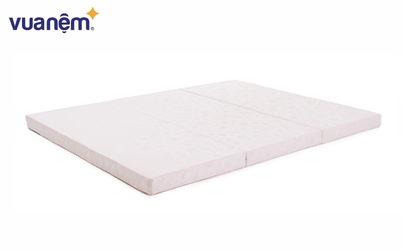 Nệm gấp được nhiều người lựa chọn nhờ giá rẻ, tiện lợi