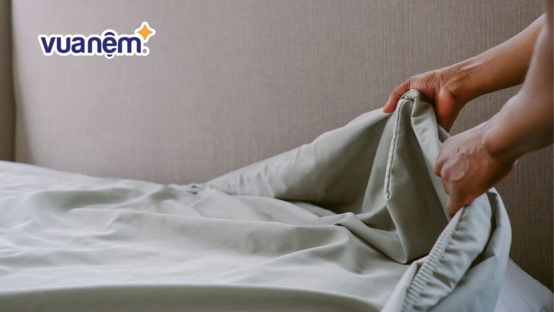 cách gấp ga trải giường chun