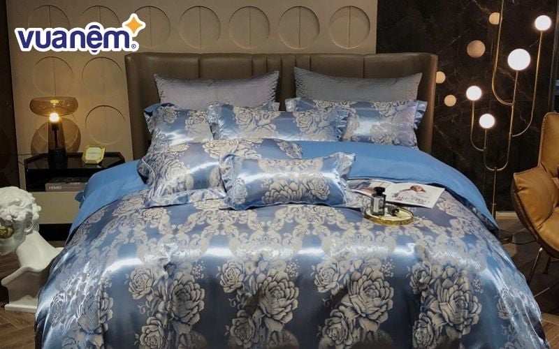 Chăn ga gấm giúp nâng tầm không gian nghỉ ngơi của bạn