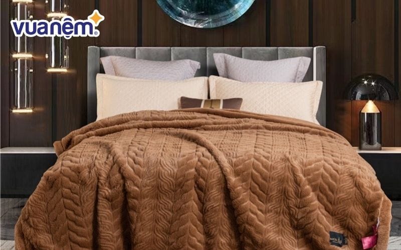 Chăn lông cáo hồ ly cao cấp được coi như món đồ trang trí phòng ngủ