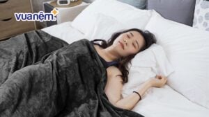 Top 10+ mẫu chăn lông mỏng nhẹ chất lượng đáng mua