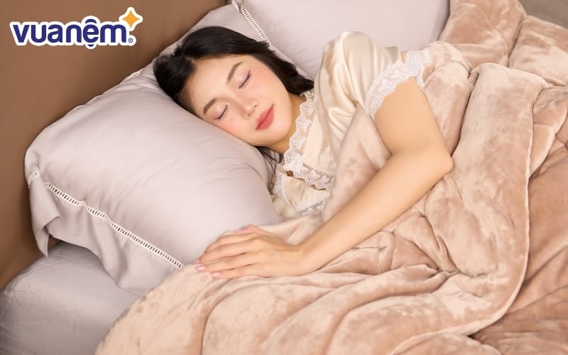 Chăn nhung tuyết giữ ấm Amando Warm Flannel