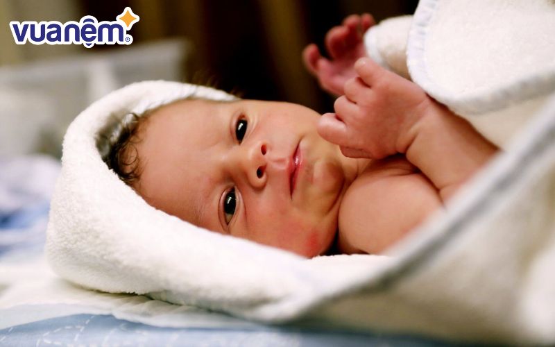 Tên bé sẽ gợi cho người nghe những suy nghĩ, cảm xúc khác nhau