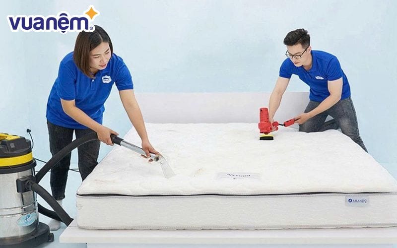 Vua Nệm cung cấp dịch vụ vệ sinh nệm tại nhà nhanh chóng, giá tốt