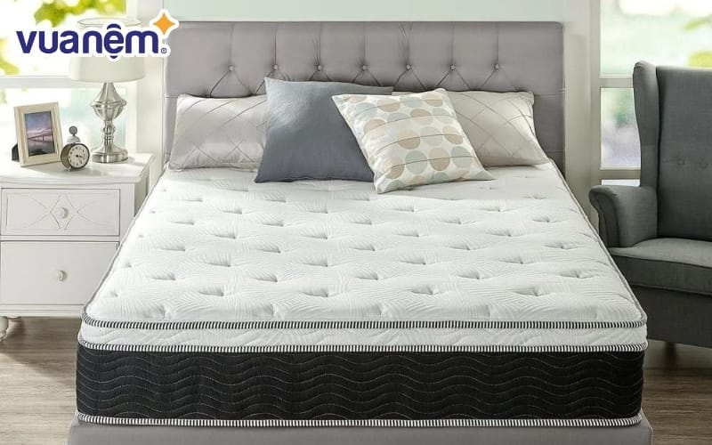 Nệm lò xo Zinus có tuổi thọ khá cao, lên đến 10 năm