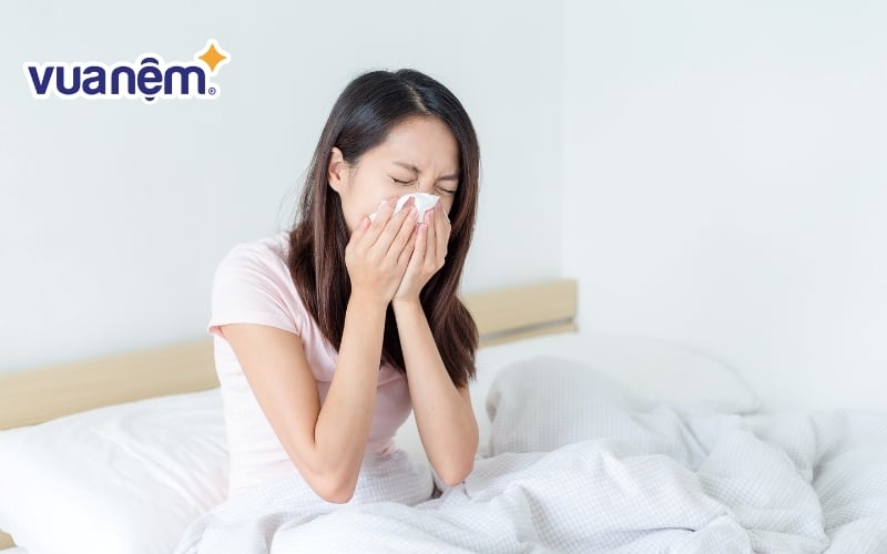 Người nằm dễ bị cảm lạnh nếu ngủ trên đệm không cần giường