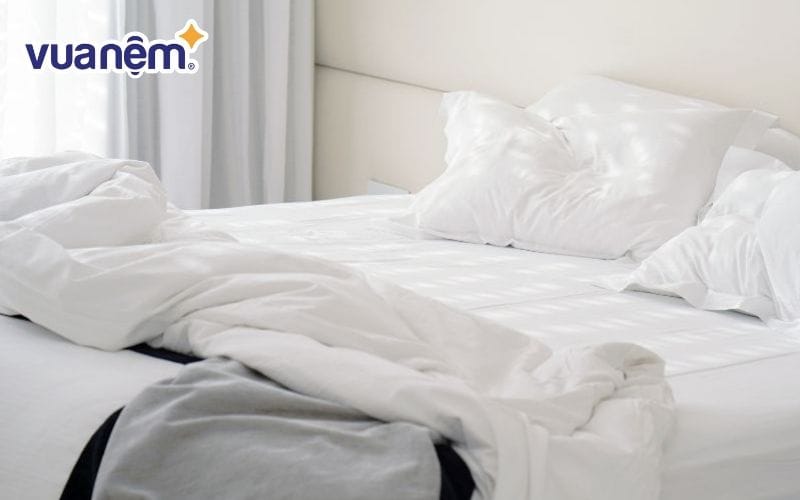 Vỏ chăn trắng tinh dùng cho khách sạn Sagatex