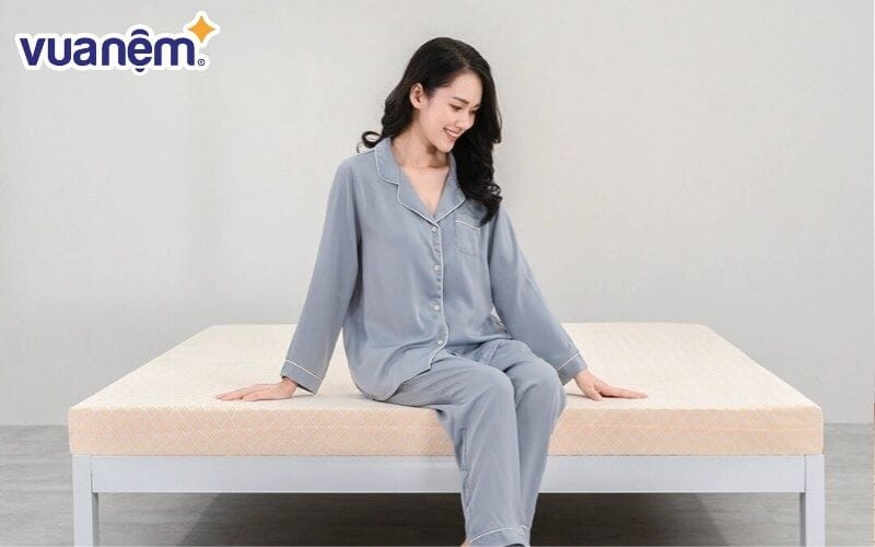 Nệm ngủ 1m5x1m8 giúp bạn có giấc ngủ thoải mái và tiết kiệm không gian