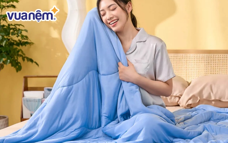 Chăn làm mát Amando Ice silk mỏng nhẹ