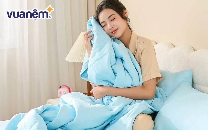 Chăn tencel xanh dương Goodnight Airsilk