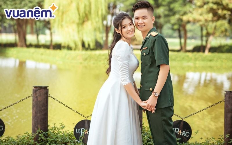 Bộ ảnh cưới tái hiện tình yêu bộ đội và hậu phương