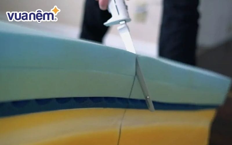 Dịch vụ cắt nệm 1m7 theo yêu cầu tại Vua Nệm