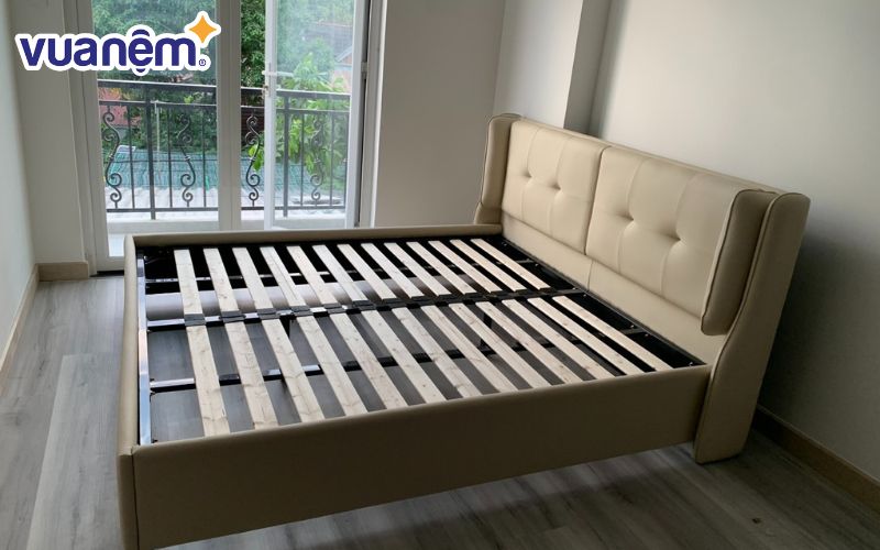 Tham khảo kinh nghiệm giúp chọn giường ngủ bọc da phù hợp