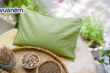 gối chườm thảo dược