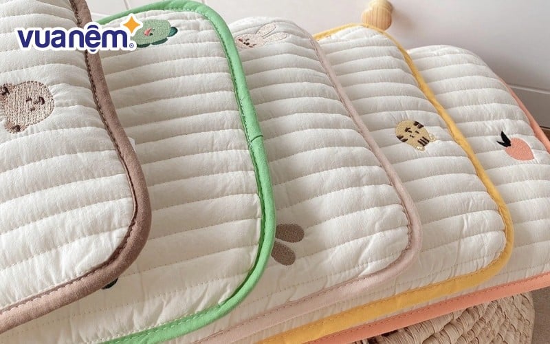 Gối điều hòa thường có giá thành khá cao so với những mẫu gối khác trên thị trường