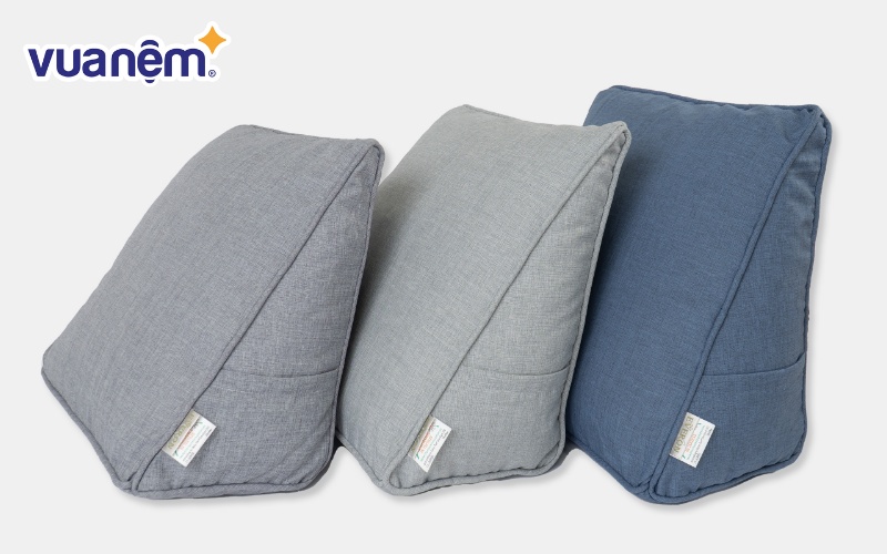 Gối tựa lưng sofa cao cấp Everon sở hữu thiết kế hình tam giác cân đối