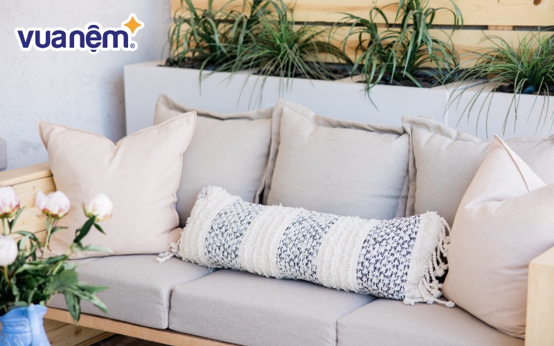 Trên thị trường có vô vàn mẫu mã gối sofa đẹp