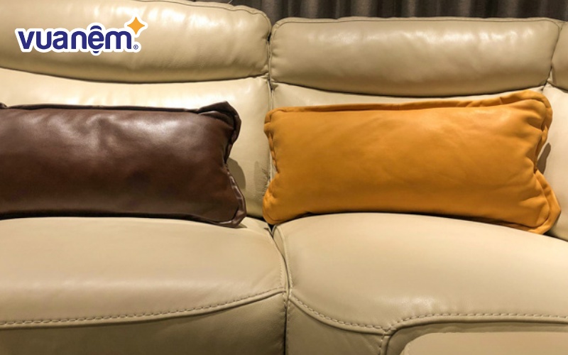 Gối tựa sofa da cao cấp khẳng định gu thẩm mỹ của chủ nhân