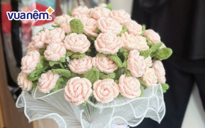 Hồng pastel bằng len bó tròn