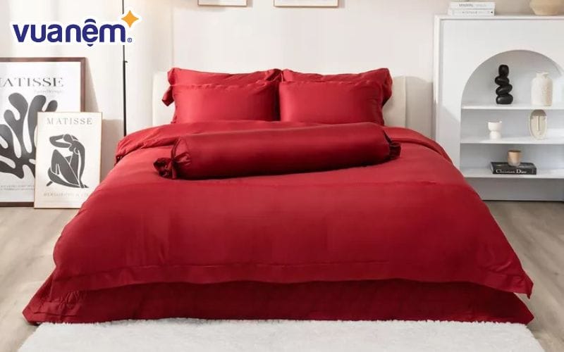 Chọn chăn ga gối nệm có màu đỏ có thể giúp người mệnh Thổ đánh thức đam mê tiềm ẩn
