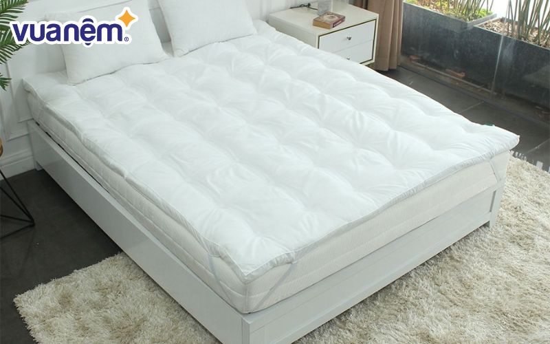 Topper nệm Edena được làm từ chất liệu cao cấp