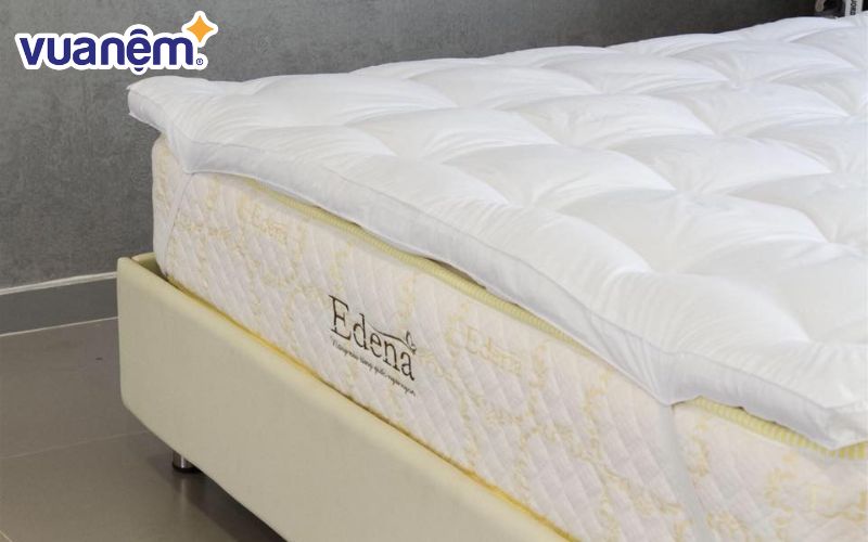 Topper nệm Edena có thể dễ dàng vệ sinh