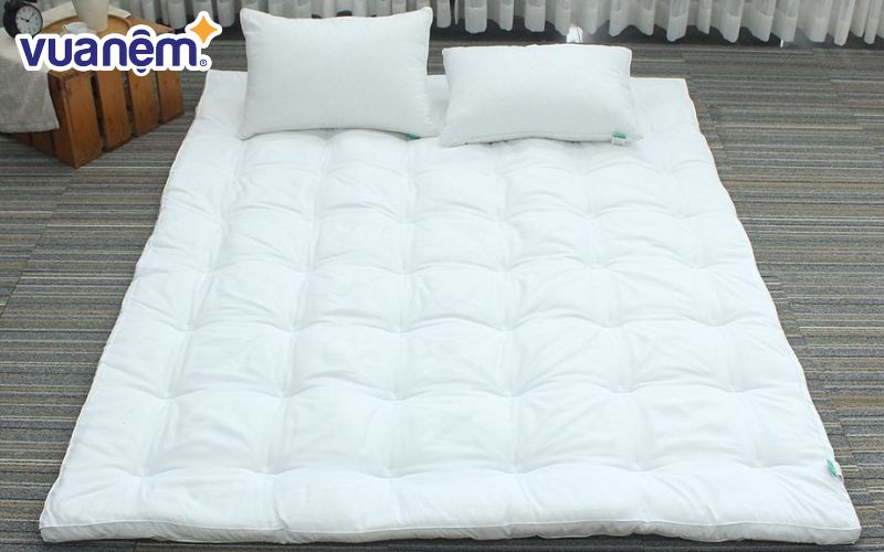 Mẫu topper Deluxe Edena