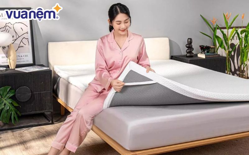 Tham khảo kinh nghiệm giúp chọn mua nệm topper 1m2 phù hợp