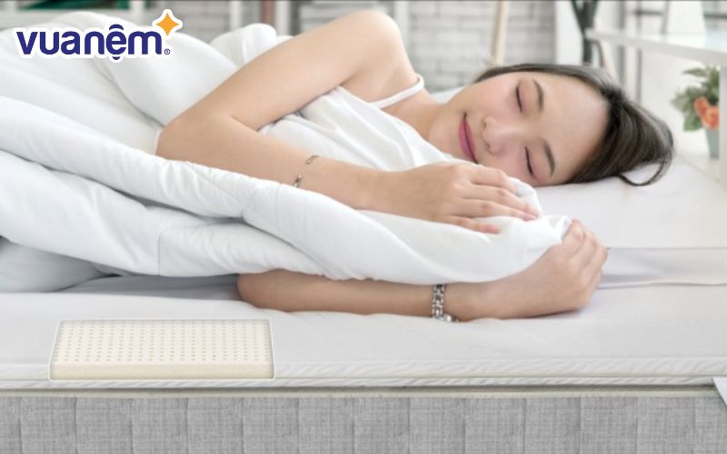Lõi topper nệm Liên Á được làm từ cao su thiên nhiên