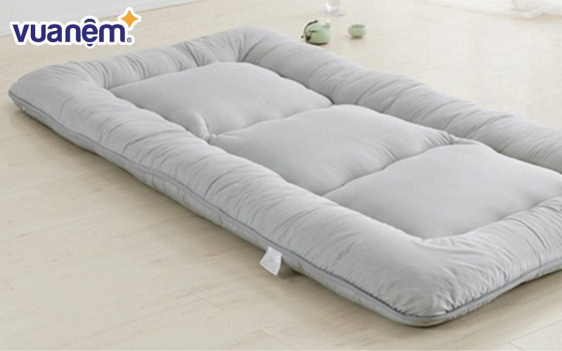 Tham khảo kinh nghiệm giúp chọn được topper nệm 1 người nằm phù hợp