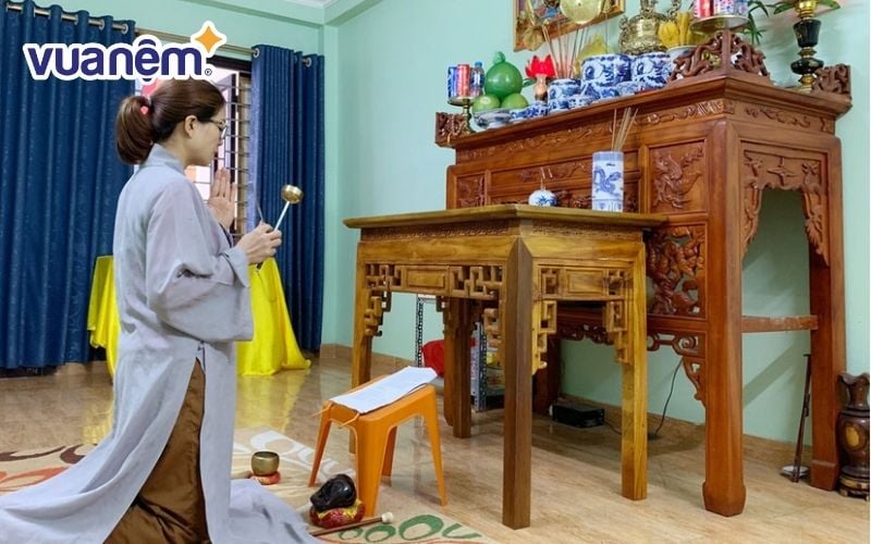 Khi tụng kinh về nhà mới cần giữ cho tâm hồn không vướng bận