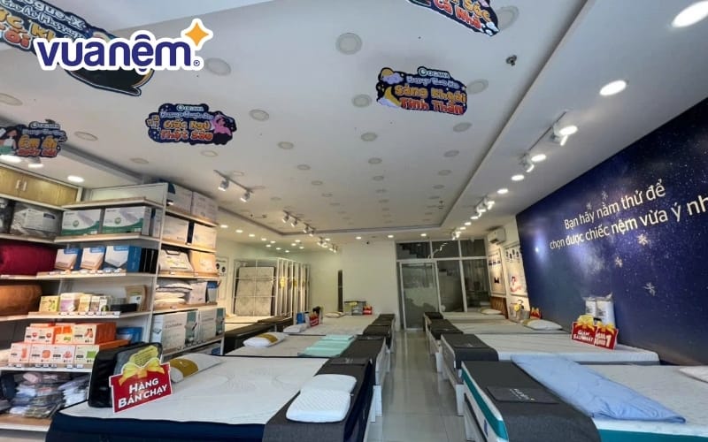 Không gian mua sắm hiện đại