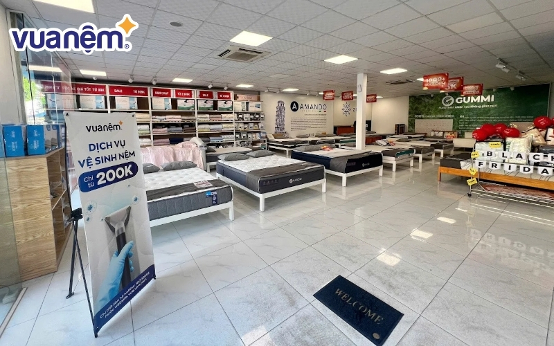 Không gian cửa hàng Vua Nệm tại quận Gò Vấp