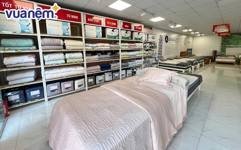 Không gian cửa hàng Vua Nệm tại quận Gò Vấp