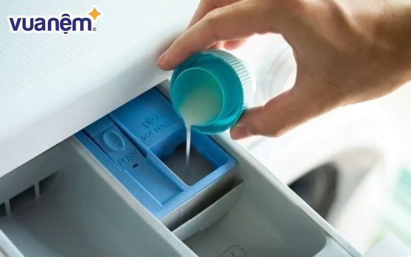 Mỗi chế độ giặt hoặc xả sẽ có công thức pha dung dịch riêng