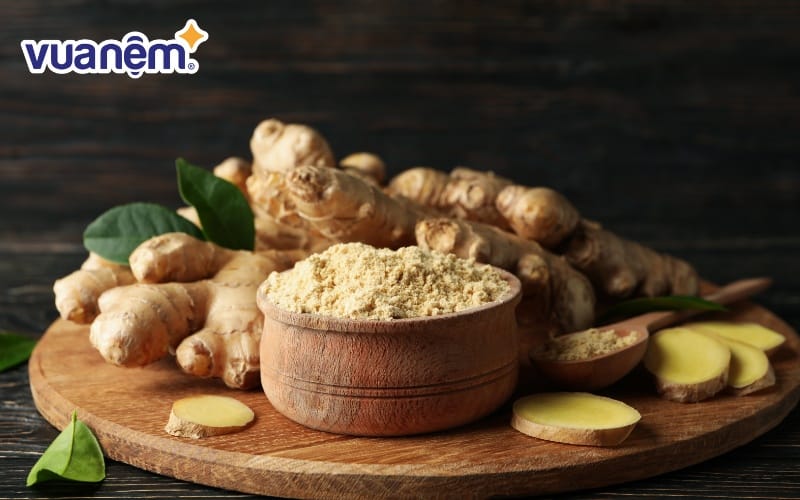 Hương gừng dịu nhẹ không chỉ mang đến sự thoải mái mà còn góp phần hạn chế tình trạng lạnh bụng