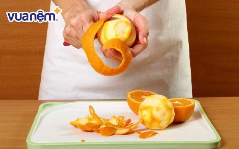 Tinh dầu từ vỏ cam, vỏ quýt có tác dụng giảm căng thẳng, dễ dàng đi vào giấc ngủ hơn