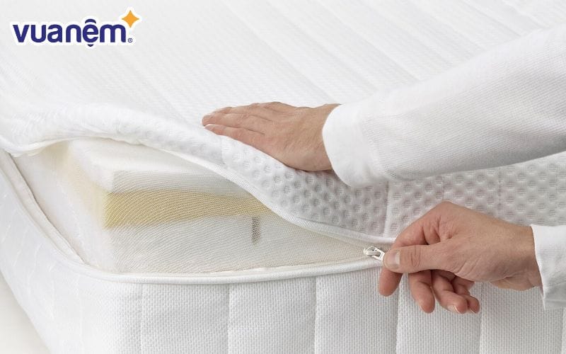 Lưu ý độ dày, mật độ foam và độ cứng khi chọn mua nệm foam