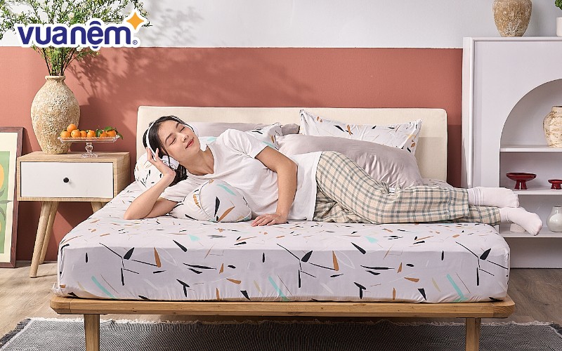 Thoáng khí là yếu tố quan trọng hàng đầu nhằm hạn chế tình trạng nóng bức, tích tụ hơi ẩm trên bề mặt nệm
