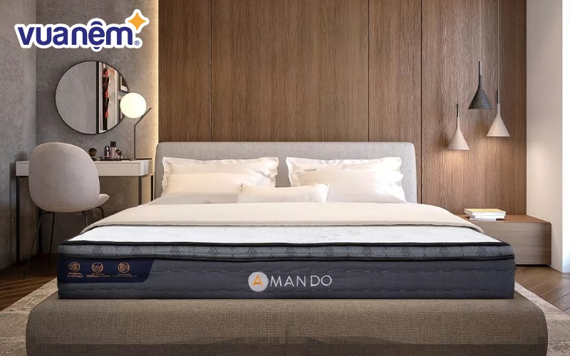 Nhờ kết cấu vững chắc này, nệm lò xo không chỉ nâng đỡ cơ thể hiệu quả mà còn đảm bảo sự thoáng khí